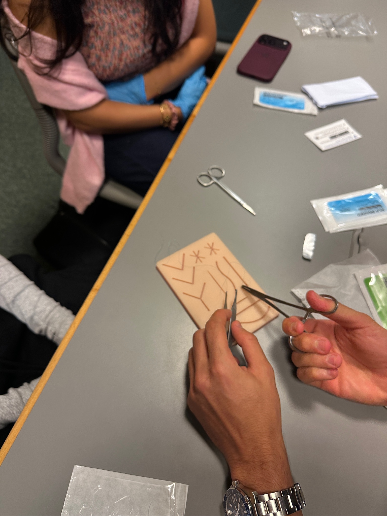 EPHSO x GSSA Dexterity & Suturing Workshop